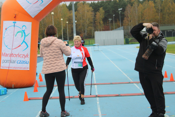 II Otwarte Mistrzostwa Nordic Walking o Puchar Starosty Bełchatowskiego - zdjęcie 34 z 40