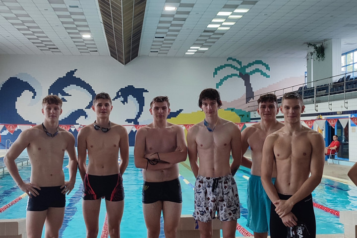 Mistrzostwa Powiatu Bełchatowskiego w Pływaniu Drużynowym Dziewcząt i Chłopców